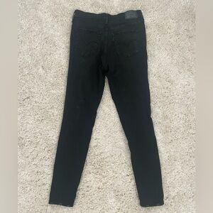 Levi’s 720 high rise super skinny jean